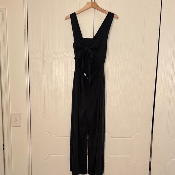 VETTA • The Apron Black 3-Way Tie Back Jumpsuit • Washed Black Grey Tencel • 0 - Picture 7 of 13